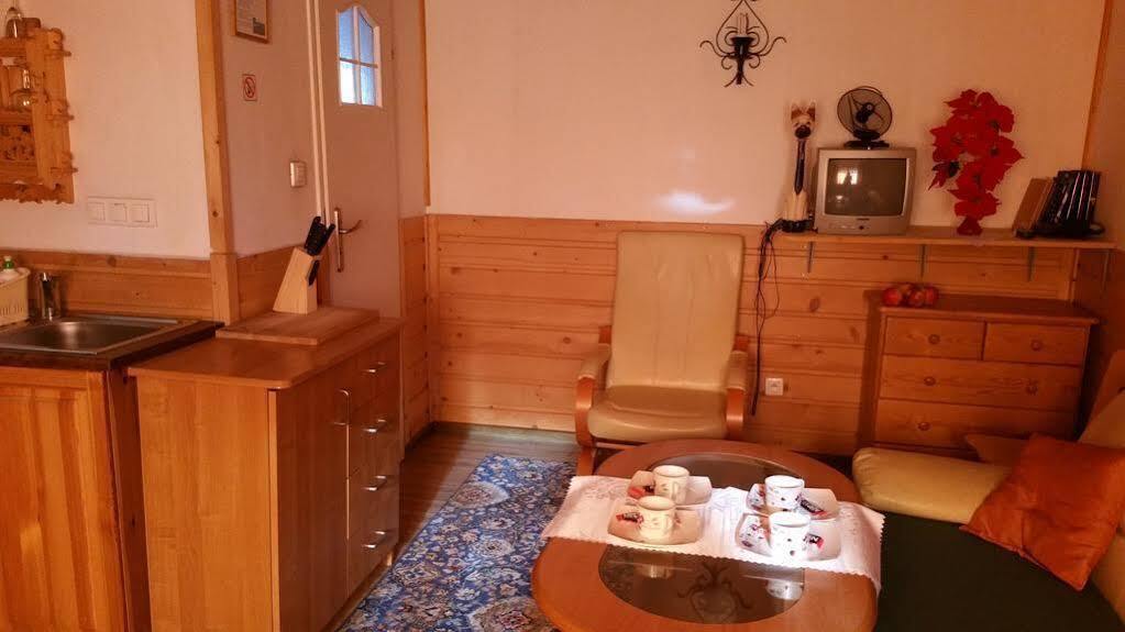 Camping Harenda Pokoje Goscinne I Domki Zakopane Exterior photo